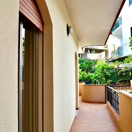 Arthas Apartment Giardini-Naxos